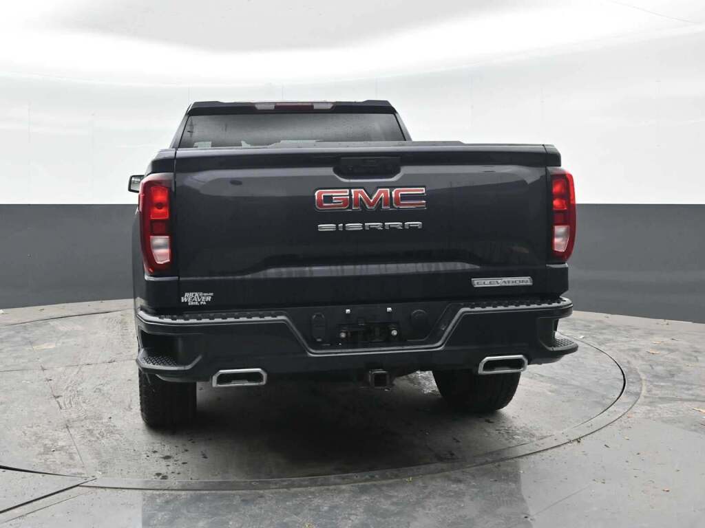 2024 GMC Sierra 1500 Elevation
