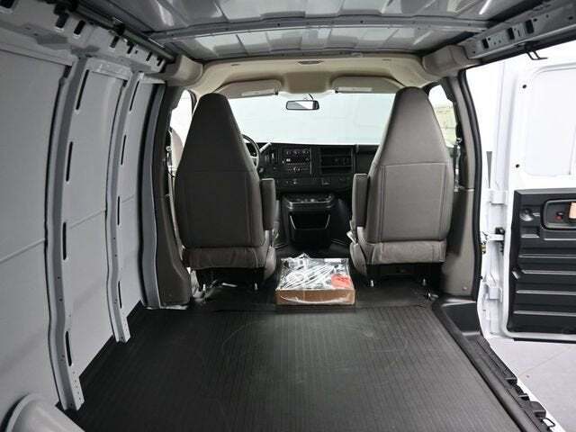 2026 GMC Savana Cargo 3500 Extended Wheelbase, Work Van, RWD