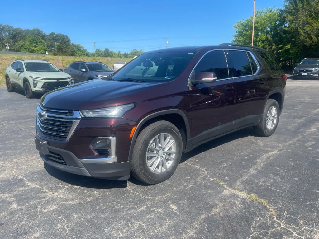 2023 Chevrolet Traverse AWD LT Leather