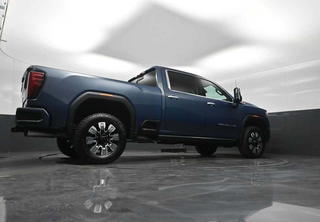 2026 GMC Sierra 2500HD Denali