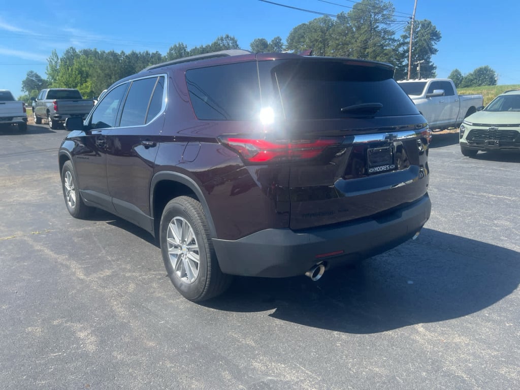 2023 Chevrolet Traverse AWD LT Leather