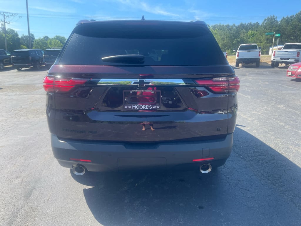 2023 Chevrolet Traverse AWD LT Leather