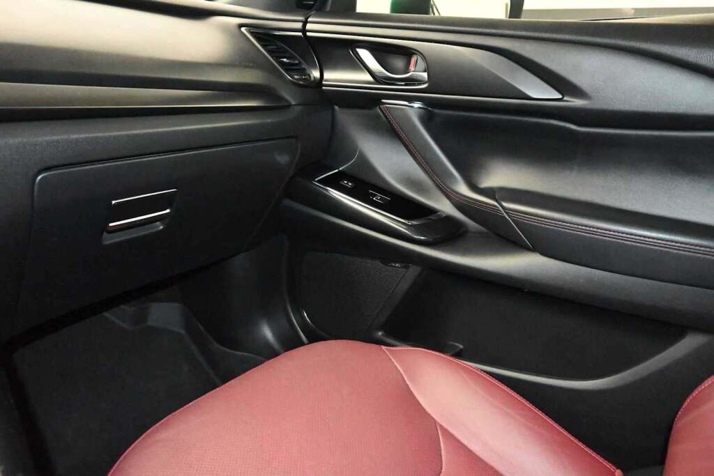 2022 Mazda CX-9 Carbon Edition