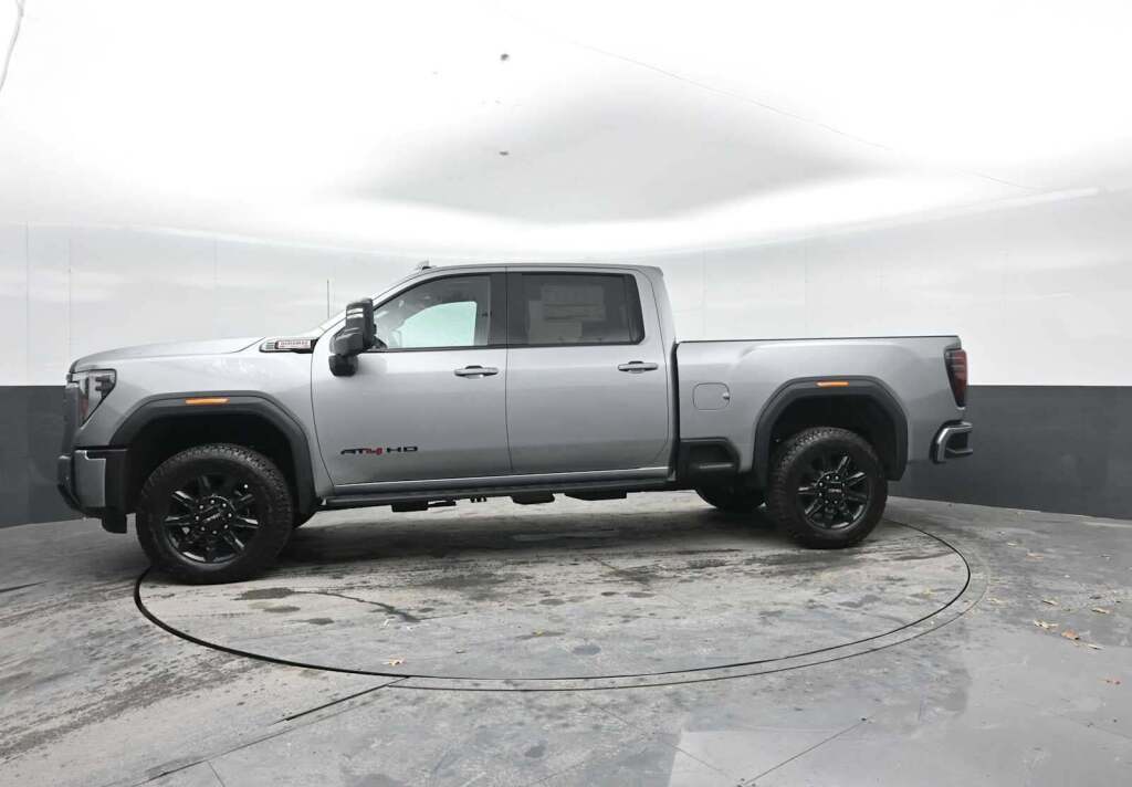 2026 GMC Sierra 2500HD AT4