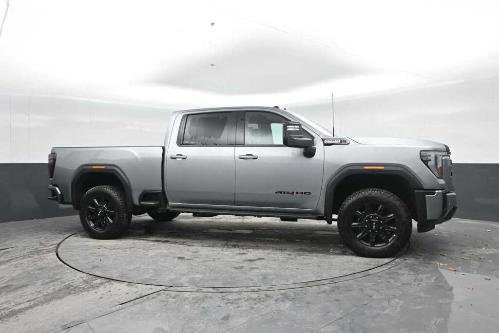 2026 GMC Sierra 2500HD AT4