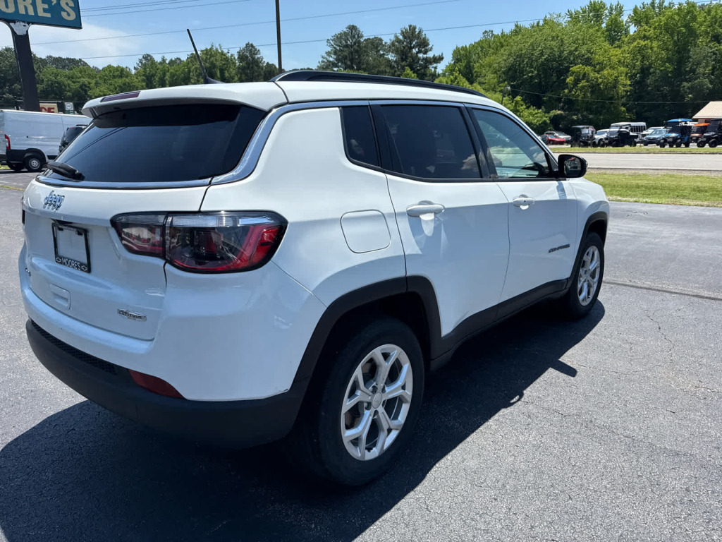 2024 Jeep Compass Latitude 4x4