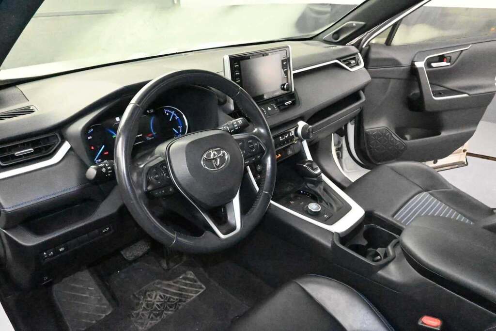 2019 Toyota RAV4 Hybrid XSE
