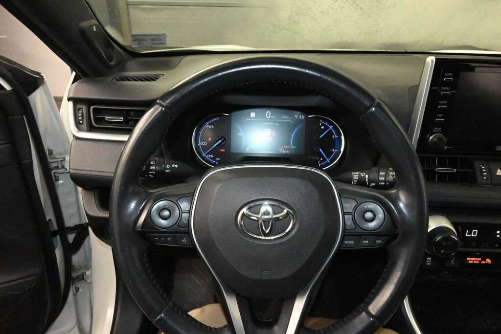 2019 Toyota RAV4 Hybrid XSE