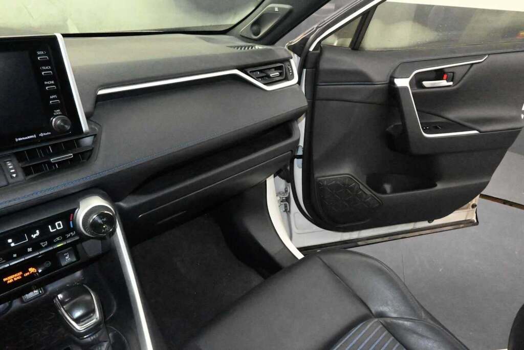 2019 Toyota RAV4 Hybrid XSE