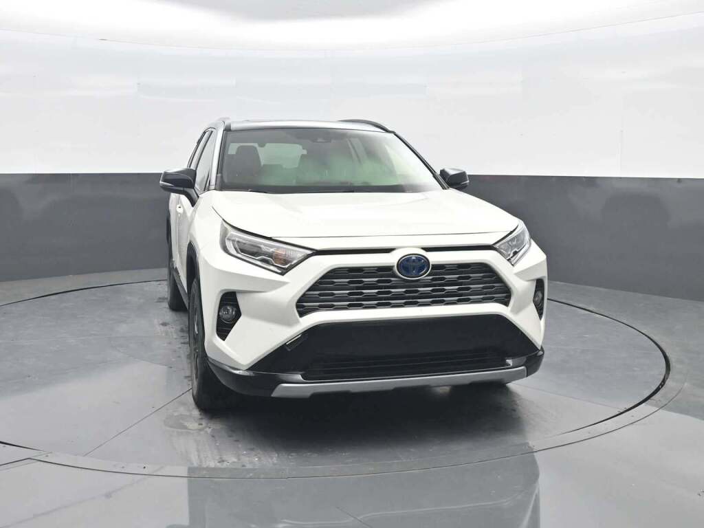 2019 Toyota RAV4 Hybrid XSE