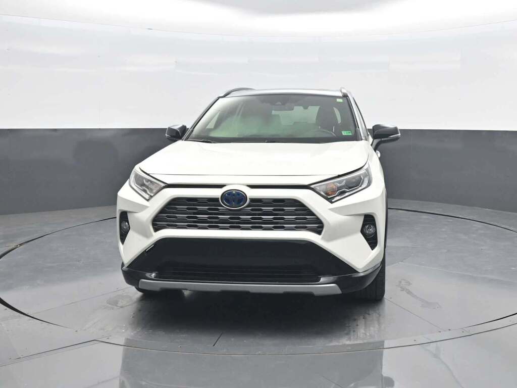 2019 Toyota RAV4 Hybrid XSE