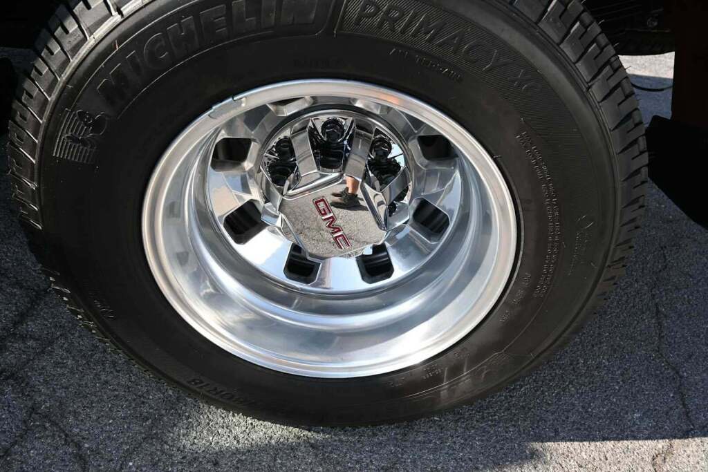 2026 GMC Sierra 3500 HD SLT