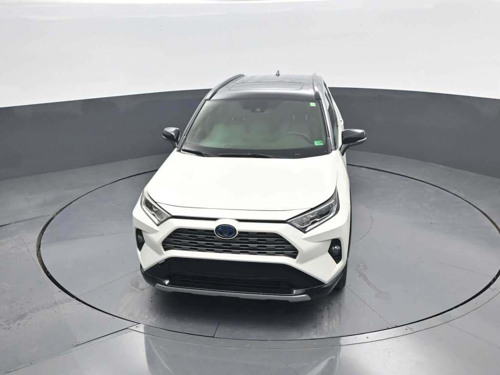 2019 Toyota RAV4 Hybrid XSE