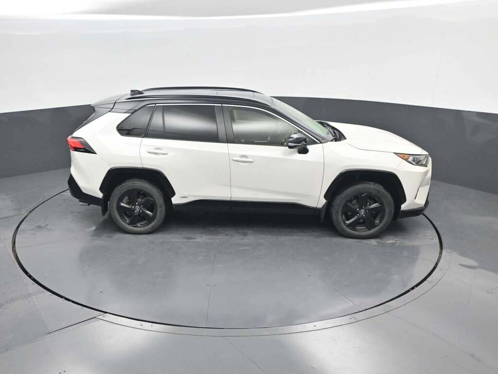 2019 Toyota RAV4 Hybrid XSE