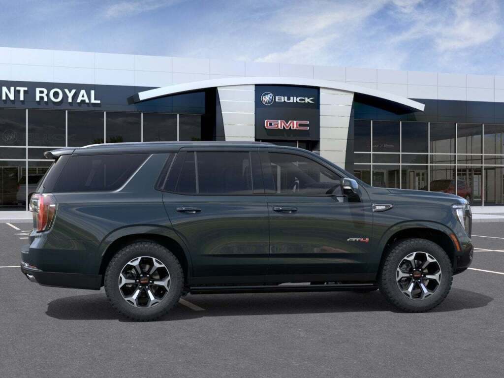 2026 GMC Yukon 4WD AT4