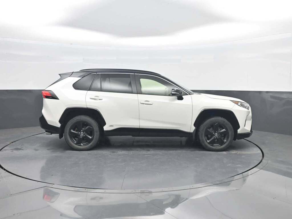 2019 Toyota RAV4 Hybrid XSE