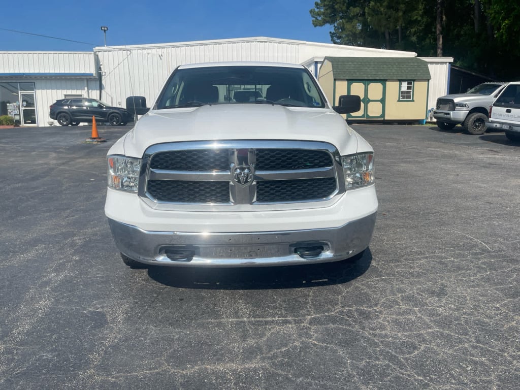 2019 Ram 1500 Classic SLT Crew Cab 4x4 5'7" Box