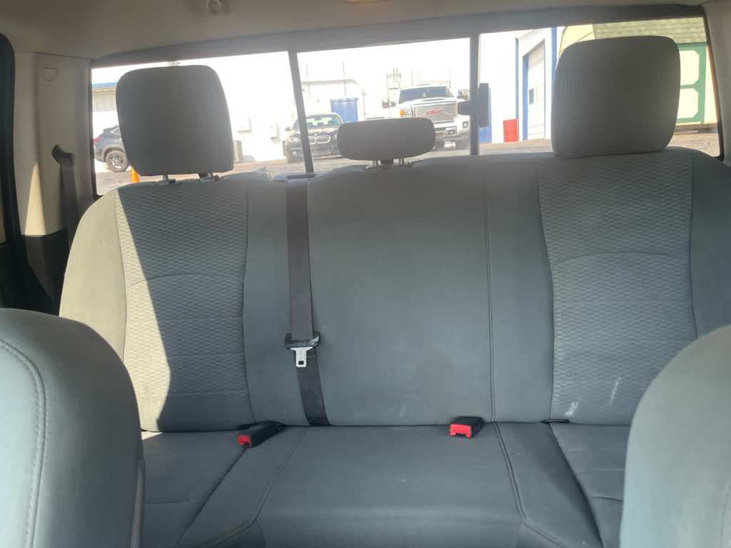 2019 Ram 1500 Classic SLT Crew Cab 4x4 5'7" Box
