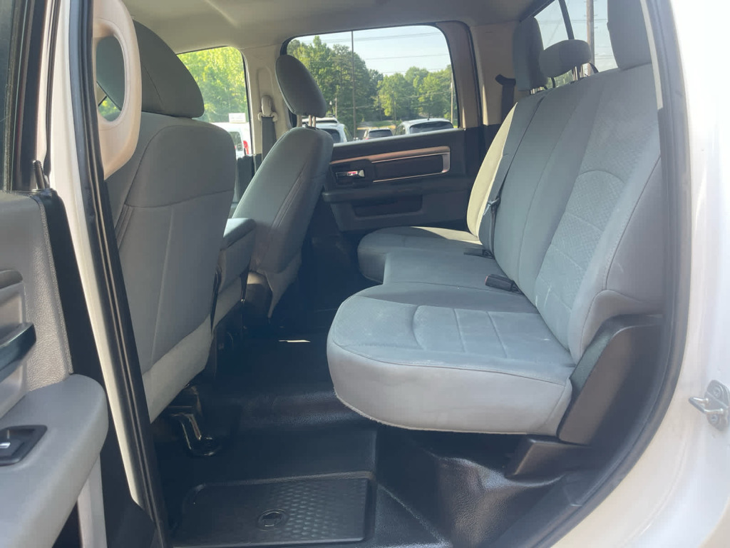 2019 Ram 1500 Classic SLT Crew Cab 4x4 5'7" Box