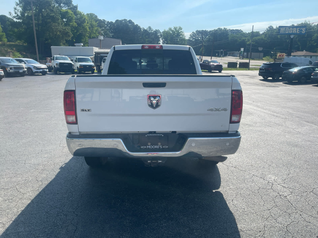2019 Ram 1500 Classic SLT Crew Cab 4x4 5'7" Box