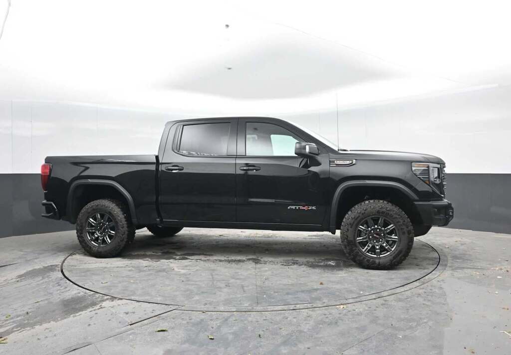 2026 GMC Sierra 1500 AT4X
