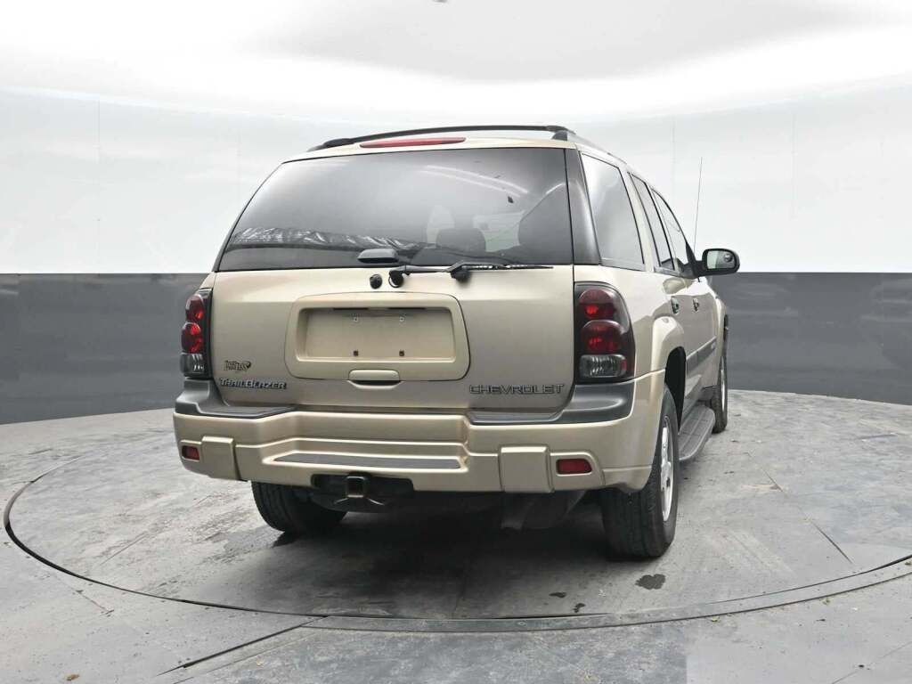 2004 Chevrolet TrailBlazer LS