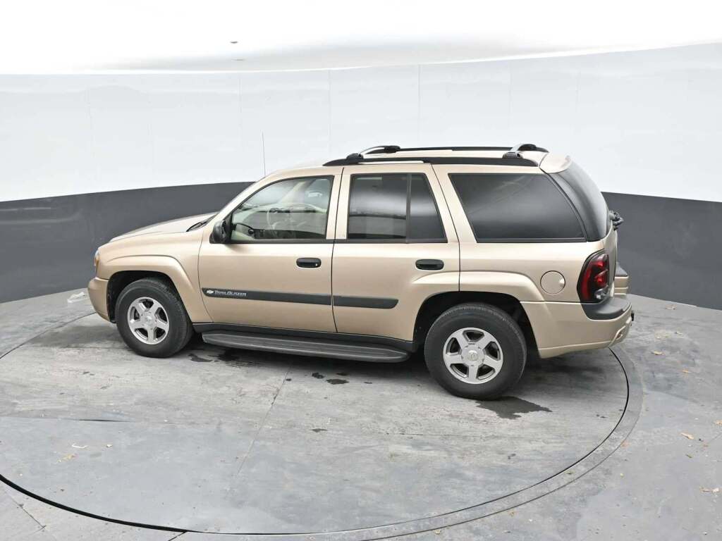 2004 Chevrolet TrailBlazer LS