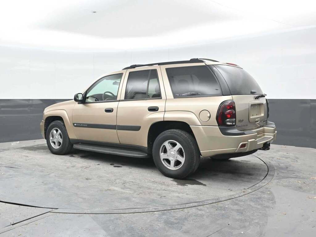 2004 Chevrolet TrailBlazer LS