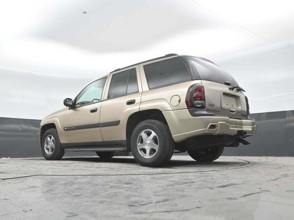 2004 Chevrolet TrailBlazer LS