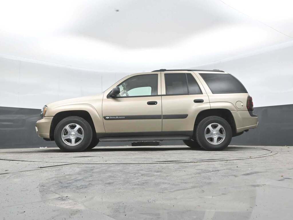 2004 Chevrolet TrailBlazer LS