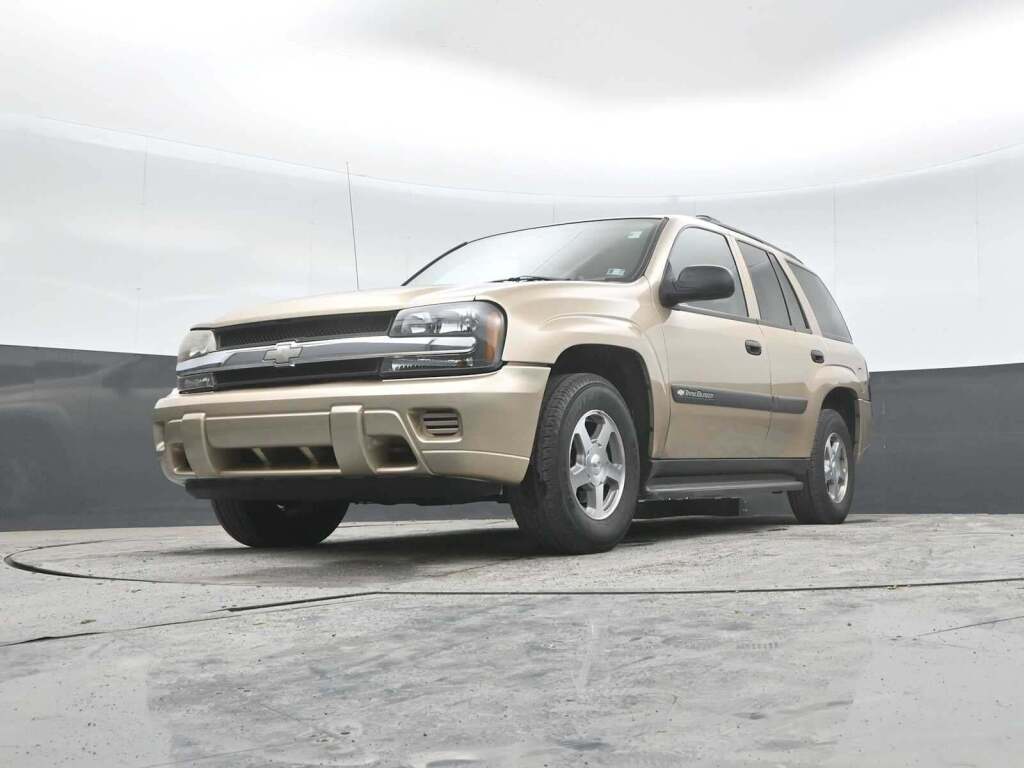 2004 Chevrolet TrailBlazer LS