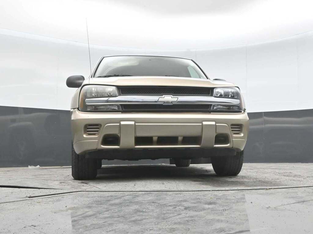 2004 Chevrolet TrailBlazer LS