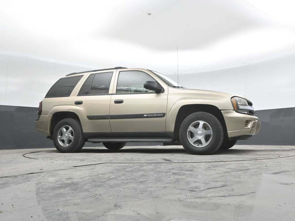 2004 Chevrolet TrailBlazer LS