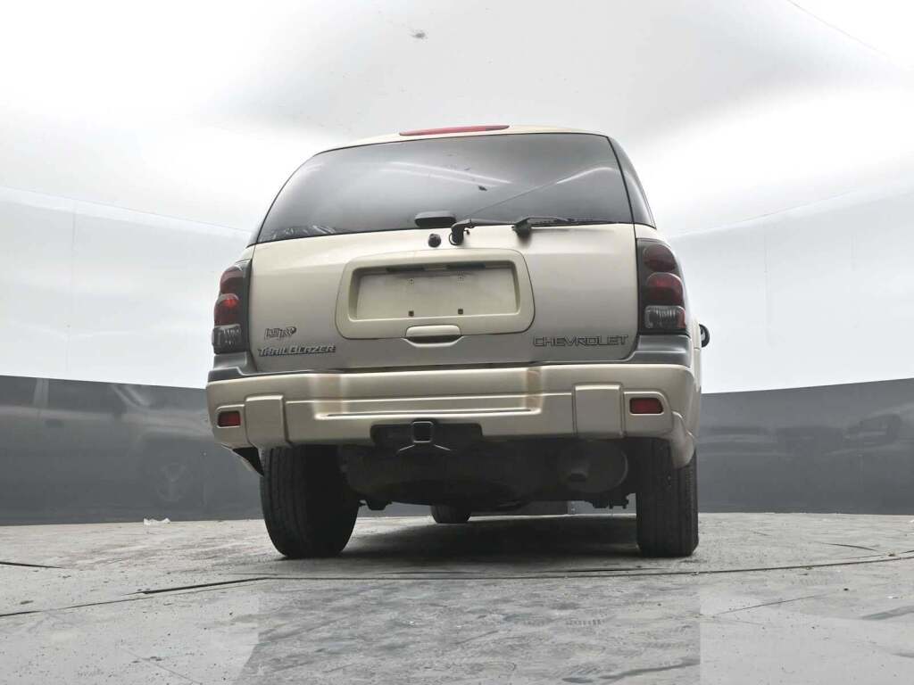 2004 Chevrolet TrailBlazer LS