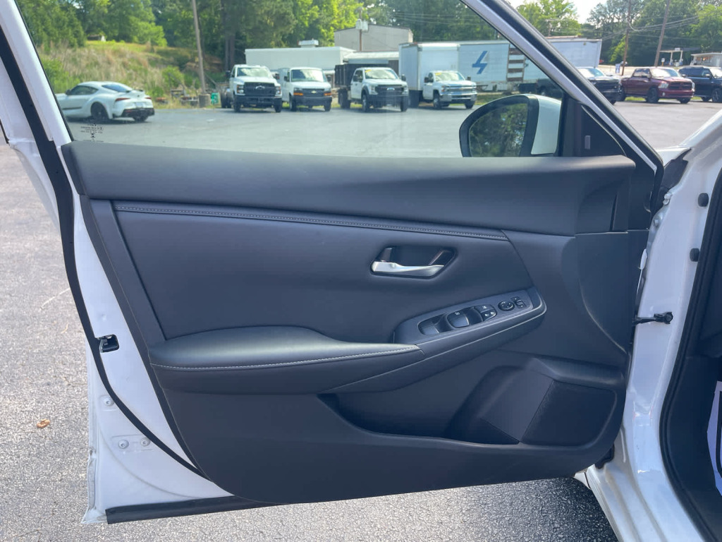 2023 Nissan Sentra S Xtronic CVT