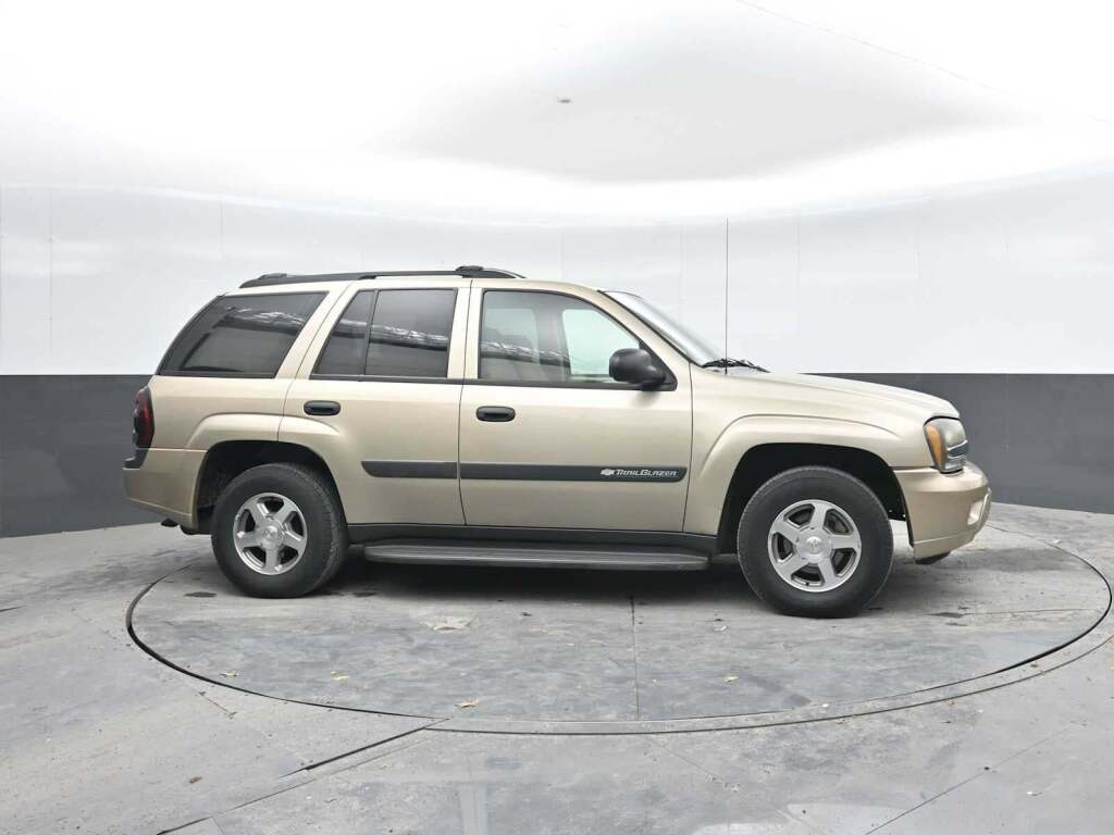 2004 Chevrolet TrailBlazer LS