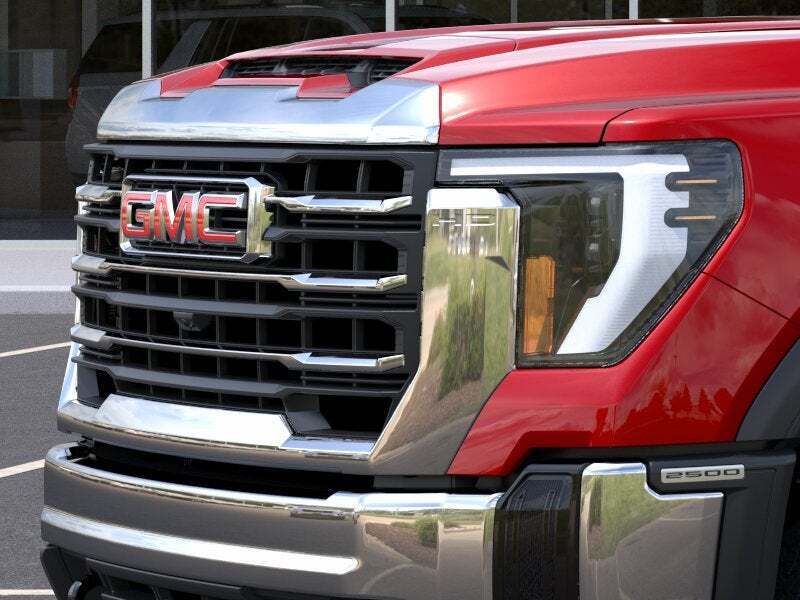 2026 GMC Sierra 2500HD SLT - Photo 13