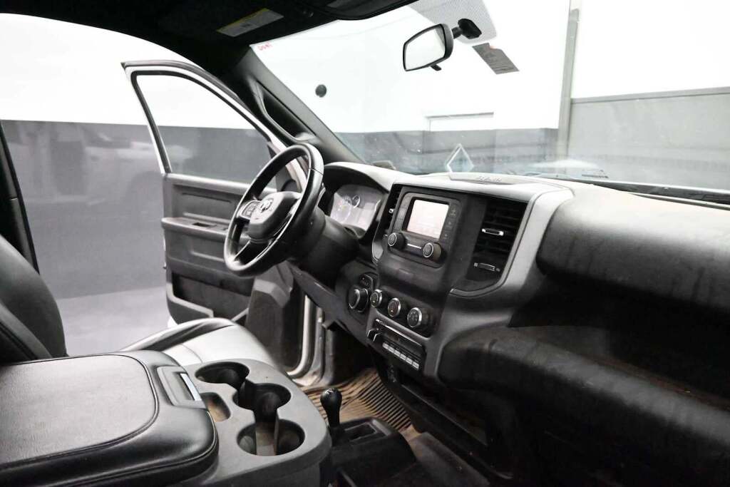 2022 Ram 2500 Tradesman Crew Cab 4x4 8' Box
