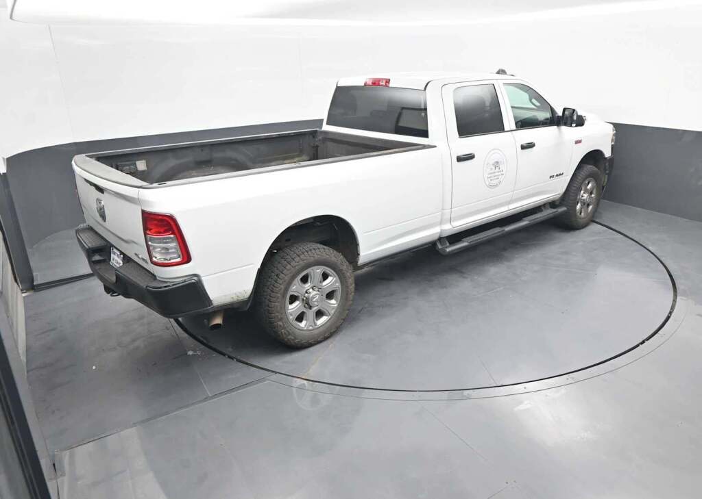 2022 Ram 2500 Tradesman Crew Cab 4x4 8' Box