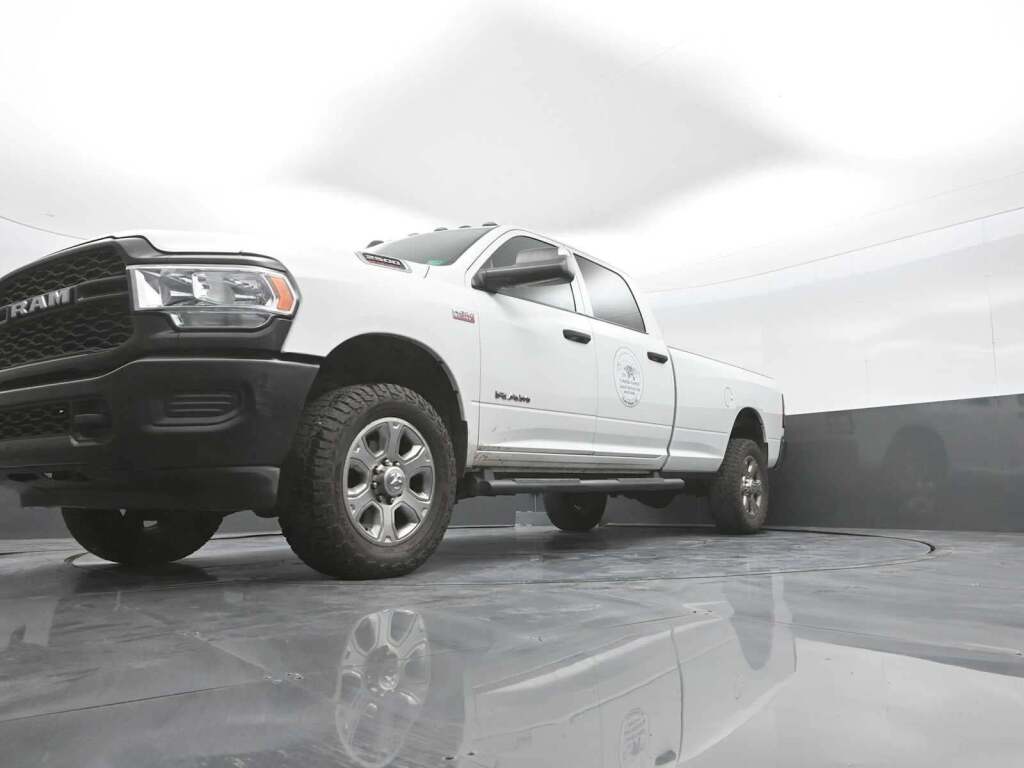 2022 Ram 2500 Tradesman Crew Cab 4x4 8' Box