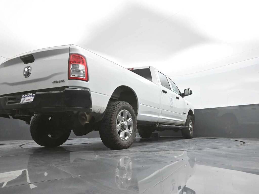 2022 Ram 2500 Tradesman Crew Cab 4x4 8' Box