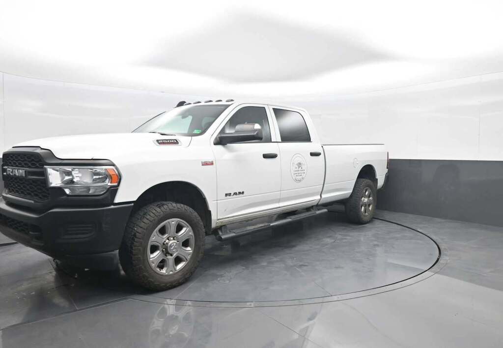 2022 Ram 2500 Tradesman Crew Cab 4x4 8' Box