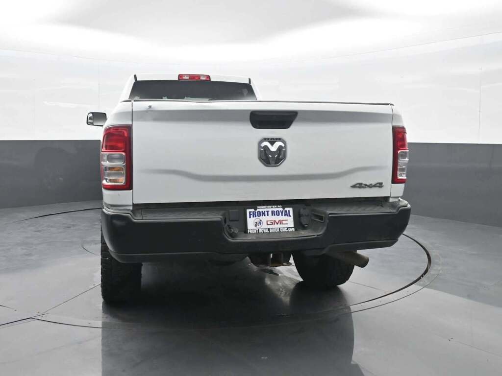 2022 Ram 2500 Tradesman Crew Cab 4x4 8' Box