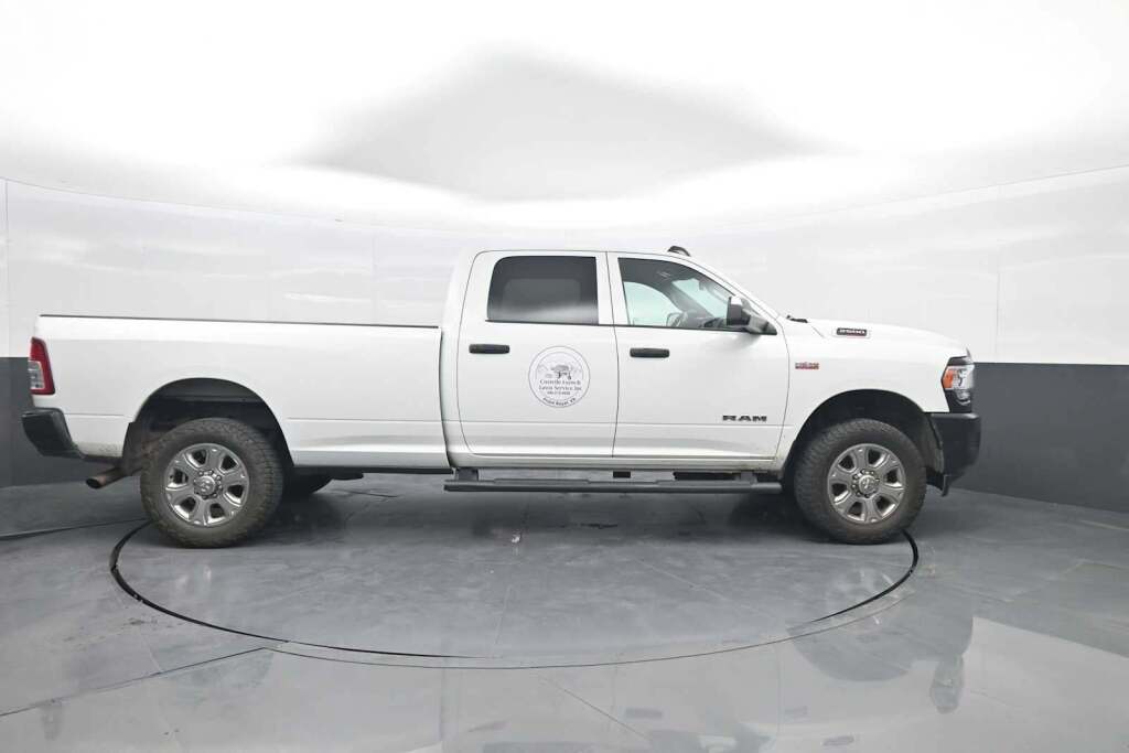 2022 Ram 2500 Tradesman Crew Cab 4x4 8' Box