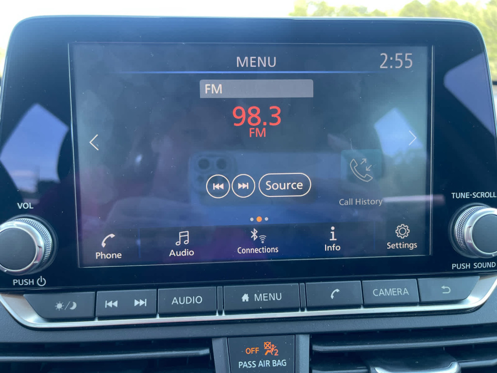 2025 Nissan Altima SV FWD