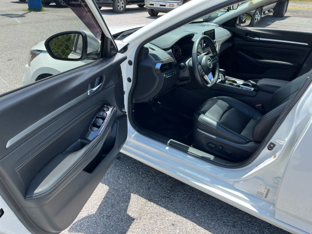 2021 Nissan Altima SL FWD