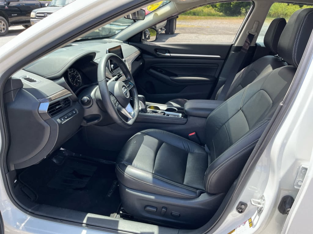 2021 Nissan Altima SL FWD