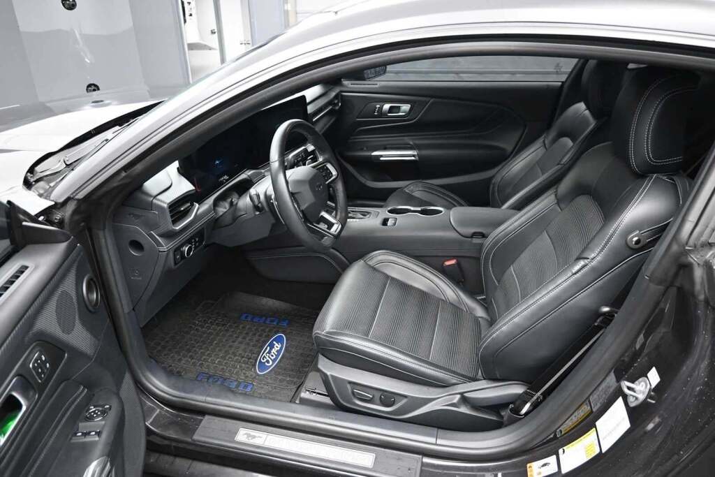 2024 Ford Mustang GT Premium Fastback