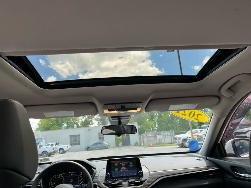 2021 Nissan Altima SL FWD