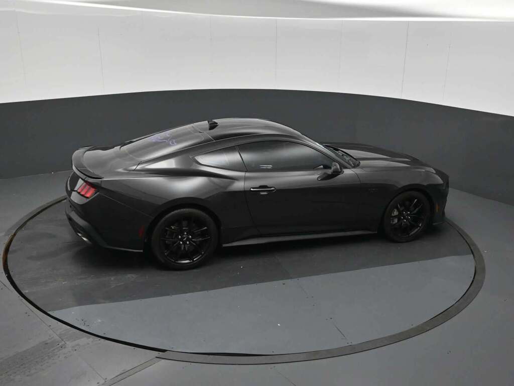 2024 Ford Mustang GT Premium Fastback